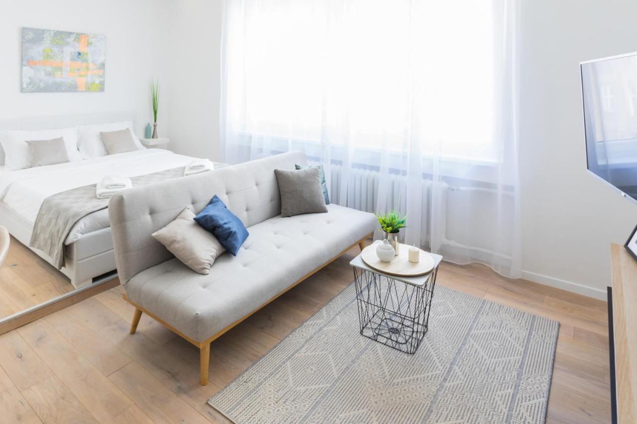 Flower Square Apartments Загреб Екстериор снимка