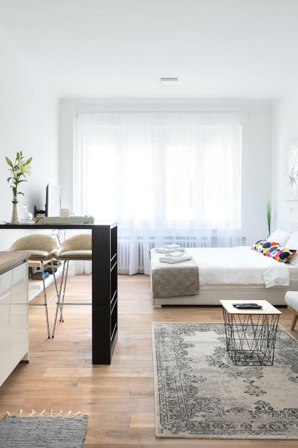 Flower Square Apartments Загреб Екстериор снимка